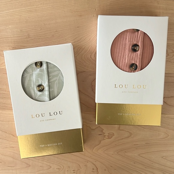 Lou Lou & Company Top + Bortom Sets in Green Leaf and Pink Ribbed - Picture 1 of 5